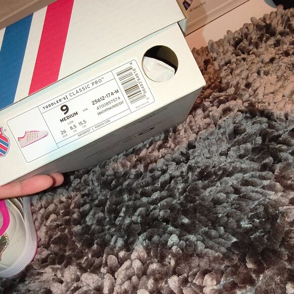 K SWISS - Picture 5 of 5